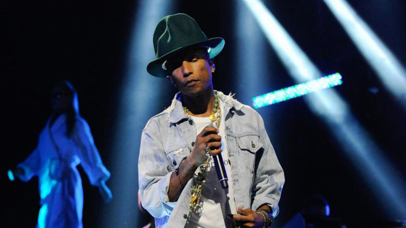 Amex Unstaged Pharrell Williams Live at the Apollo (2014)