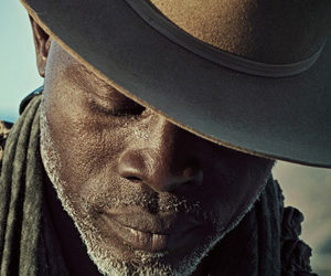 Djimon Hounsou